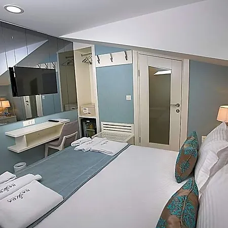 Hotel Ravvda